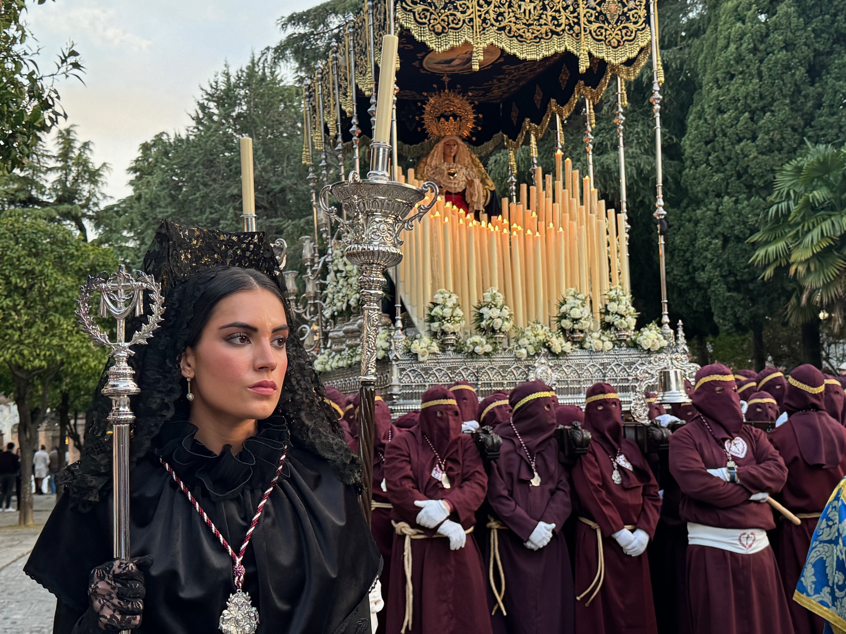 Jueves Santo grande y lleno de sensaciones en Ronda, con la Vera+Cruz, Ecce-Homo y Padre Jesús