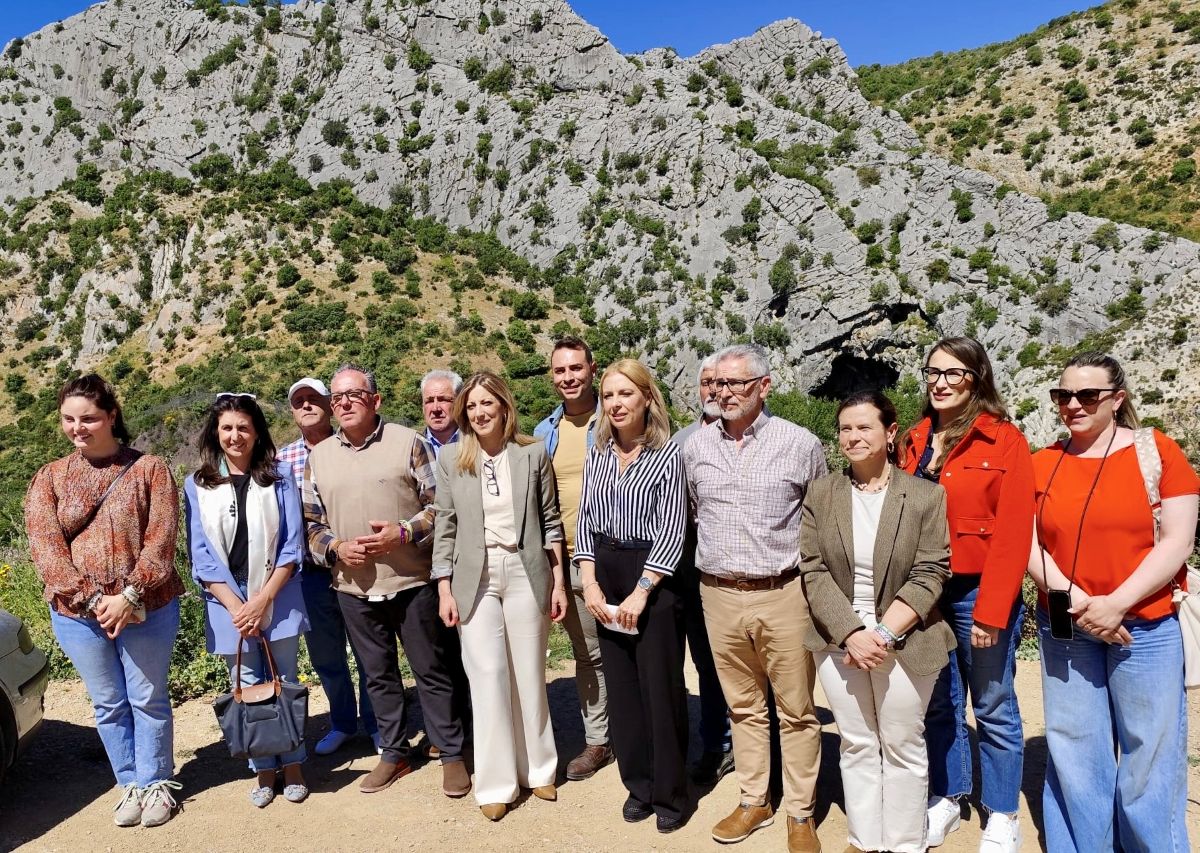 El PP destaca que la Diputación ha destinado 13 millones para carreteras y obras en la Serranía
