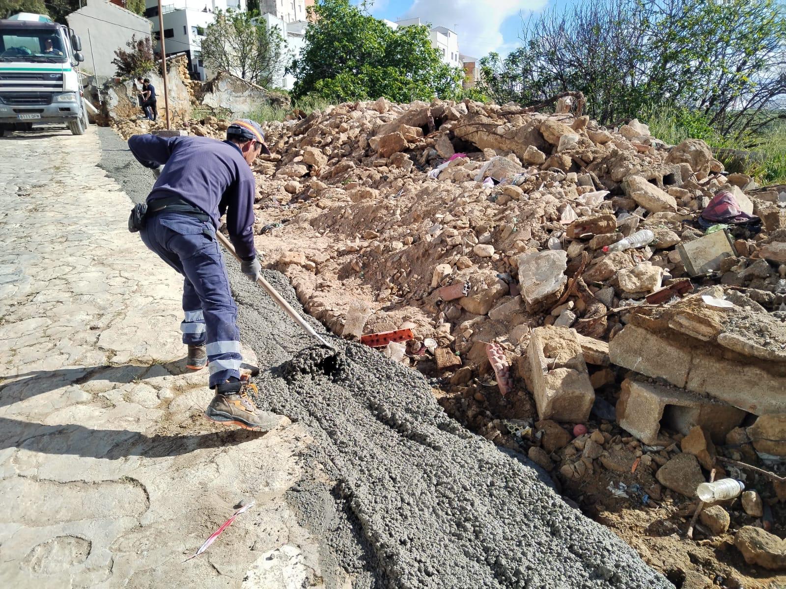 La Delegación de Obras ha empezado esta mañana los trabajos de seguridad.