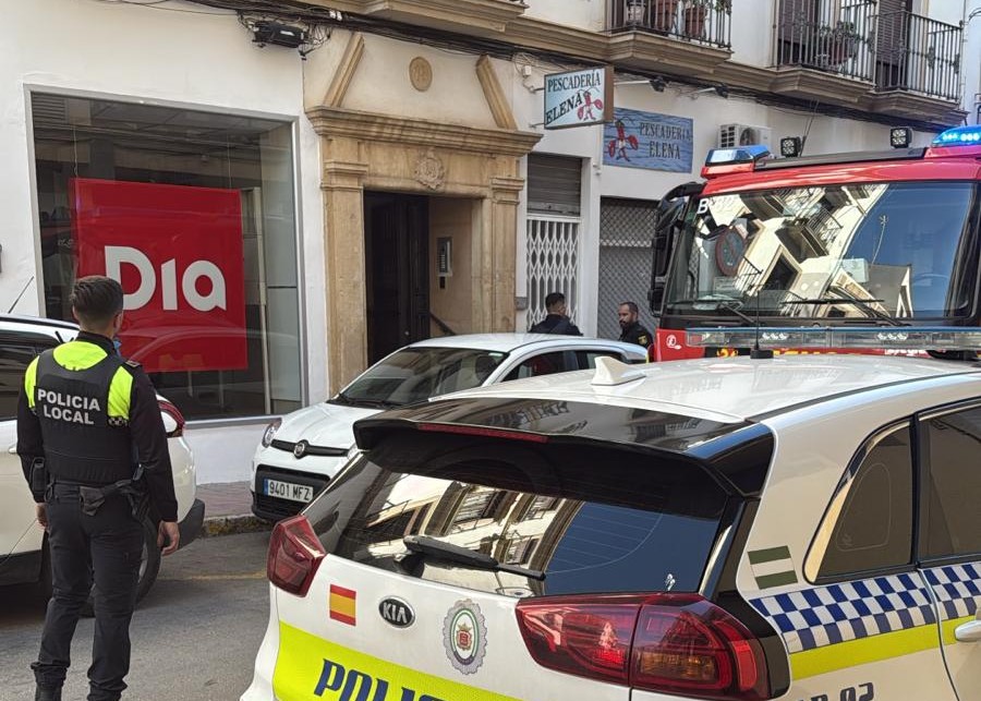 Fallece un hombre de 56 años de edad y con movilidad reducida en un incendio declarado en una vivienda de calle Cruz Verde