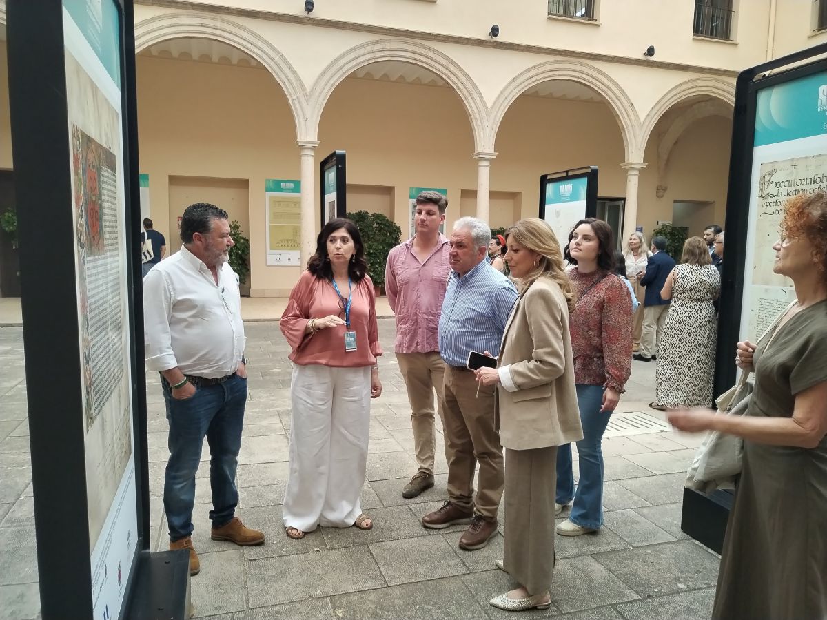 La muestra se encuentra en el claustro del Convento de Santo Domingo.