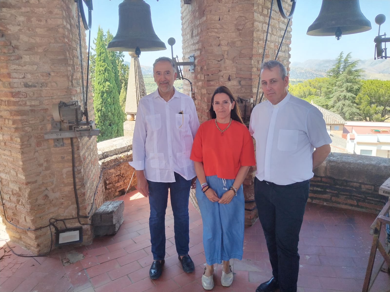 Noche en Blanco: Un año más se podrá visitar el campanario de Santa María donando un litro de aceite para el Buen Samaritano