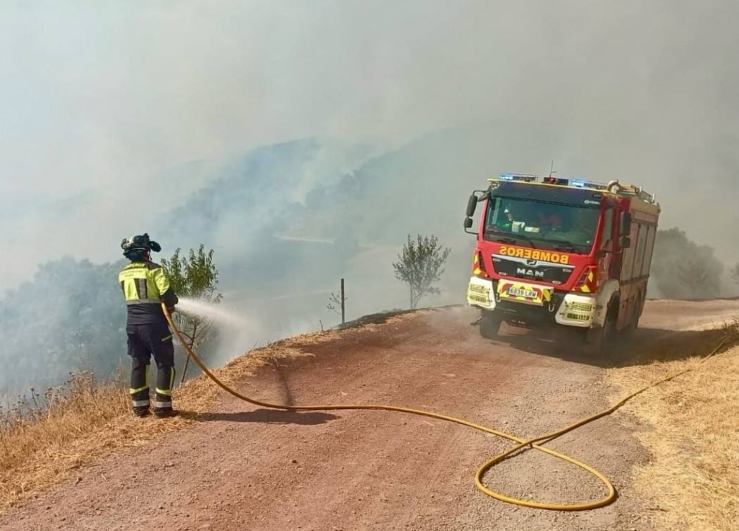 Estabilizado el incendio forestal de Montecorto