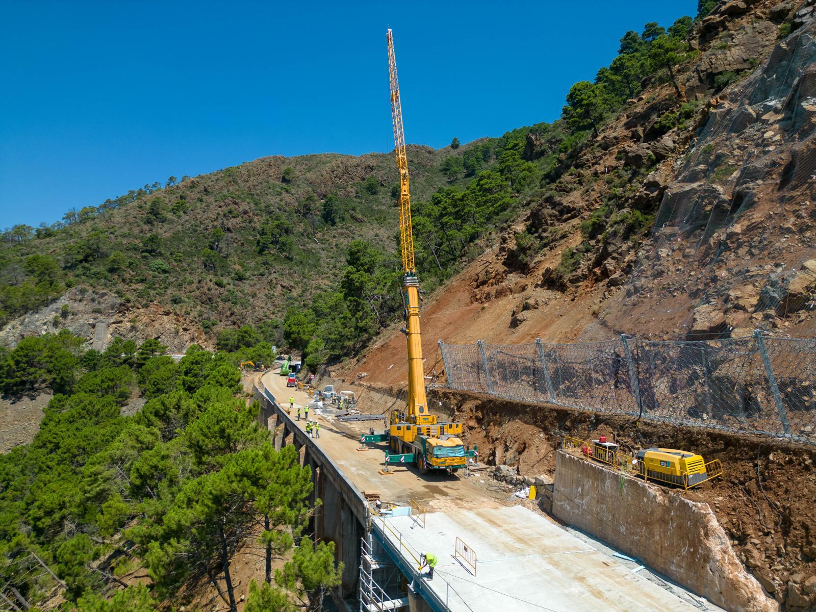 Un carril de la A-397 se abrirá al tráfico, regulado por un semáforo, el día 14 de julio.