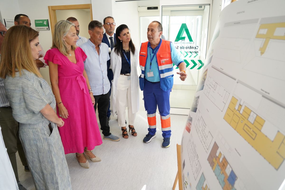 La consejera de salud ha conocido de primera mano el resultado de las mejoras.