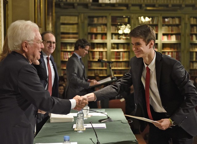 La Real Maestranza de Caballería concederá tres becas de 12.000 euros, dos de 6.000 y el Premio al Mejor Expediente Universitario dotado con 6.000