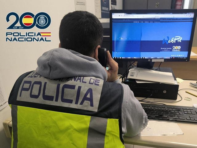 El delincuente internauta ha sido localizado por los efectivos policiales de Ronda.