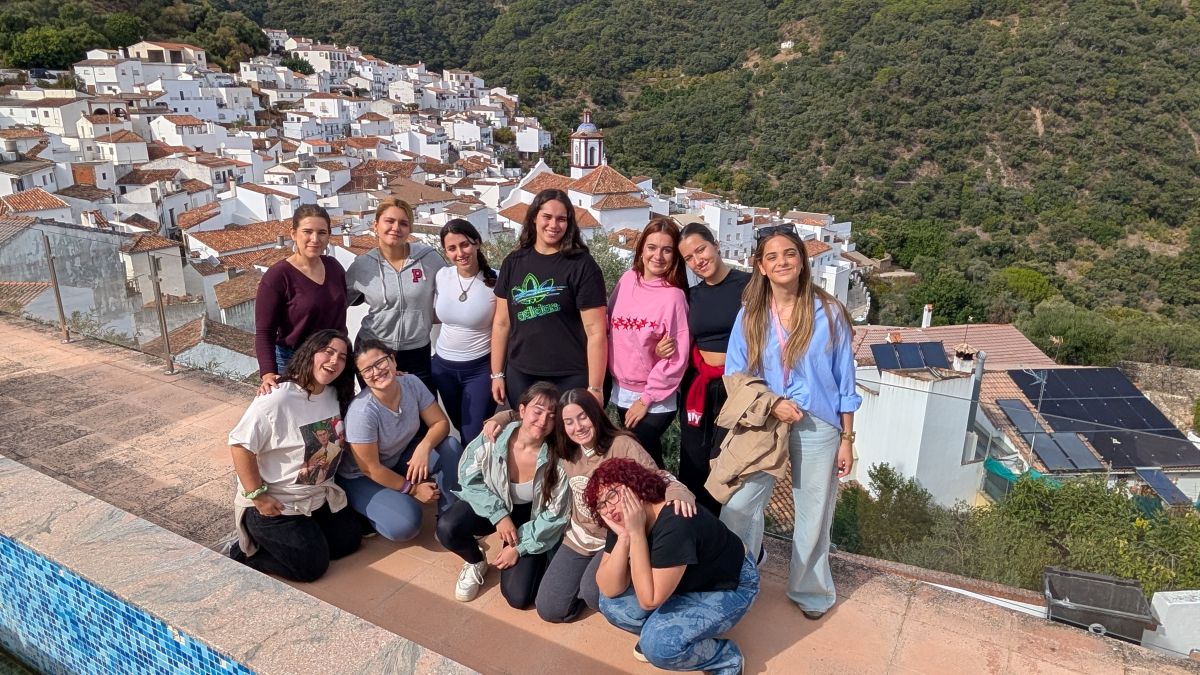 Benarrabá recibe a 15 mujeres programa ‘Beautiful Bees’ (abejas hermosas)