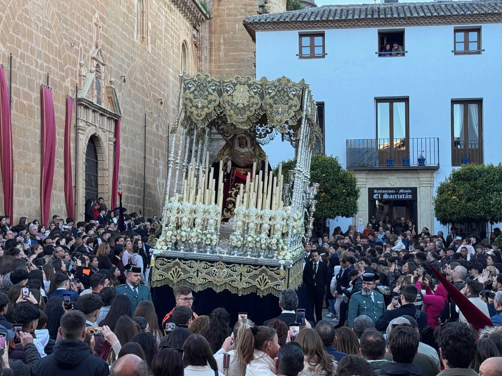 Domingo de Ramos triunfal en Ronda con La Pollinica, El Prendimiento y Los Gitanos