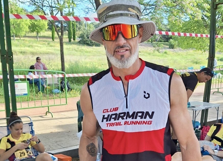 Laureano Moreno, del Club Harman Trail, se proclamó campeón de la Backyard Ultra Saltamontes en Córdoba