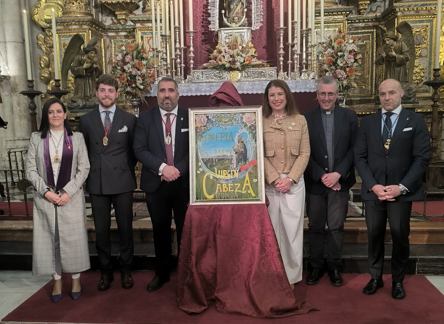 La Hermandad de la Virgen de la Cabeza presenta el cartel anunciador de la romería del 3 de mayo