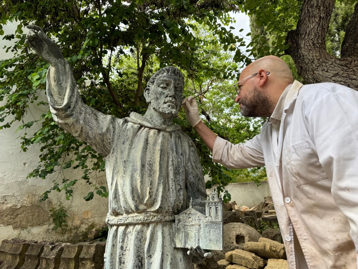 La estatua de San Francisco será restaurada durante la remodelación integral del Ruedo Alameda