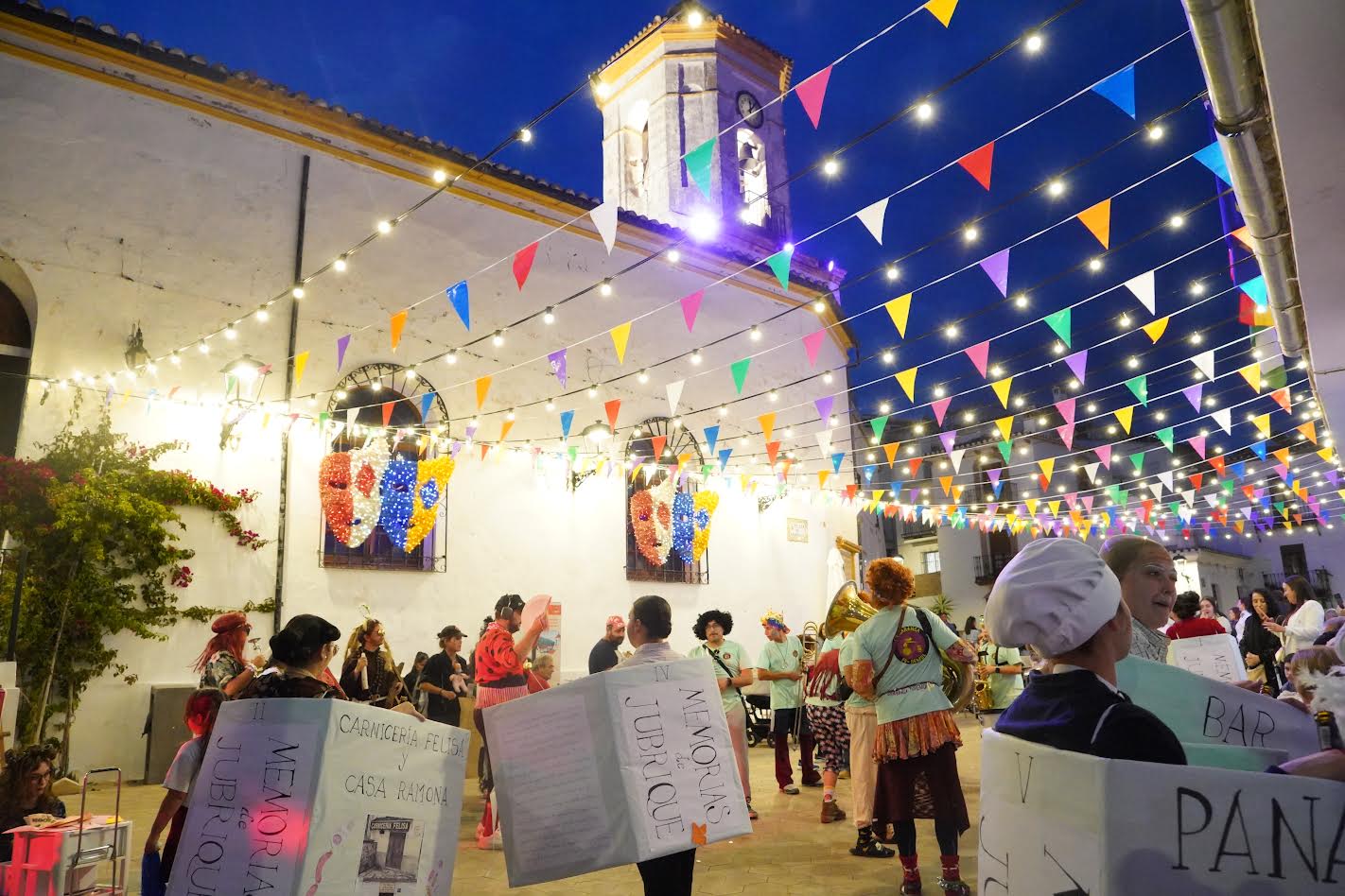 Las ‘Máscaras 2026’ llena de color y tradición las calles de Jubrique