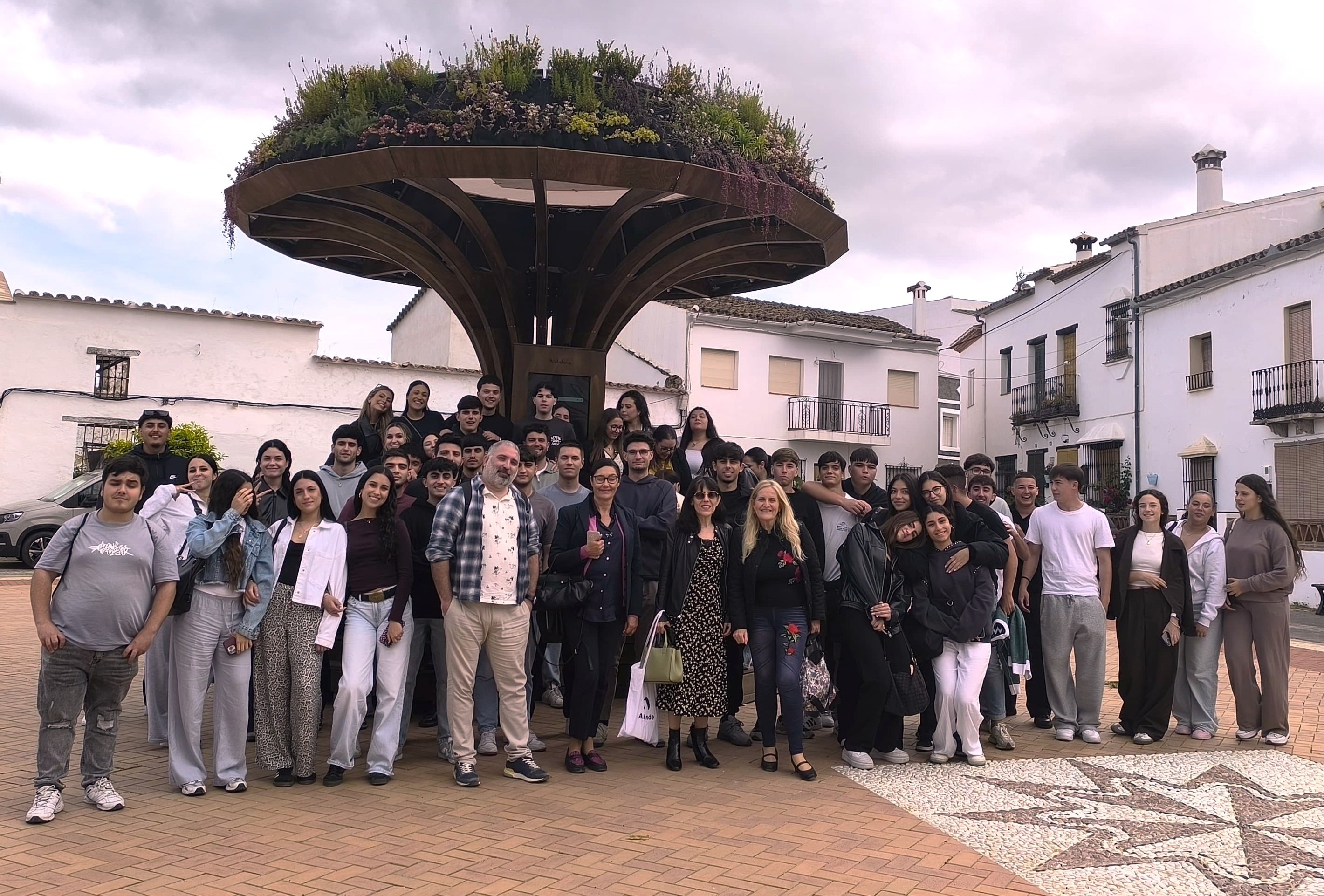 Estudiantes de la UMA viven una jornada de inmersión rural en Benarrabá