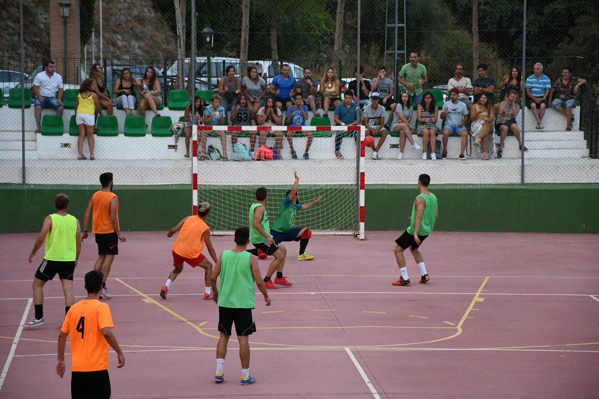 Partido celebrado durante el Maratón de Fútbol Sala de Algatocín. Foto: José Antonio Gallardo Pérez.