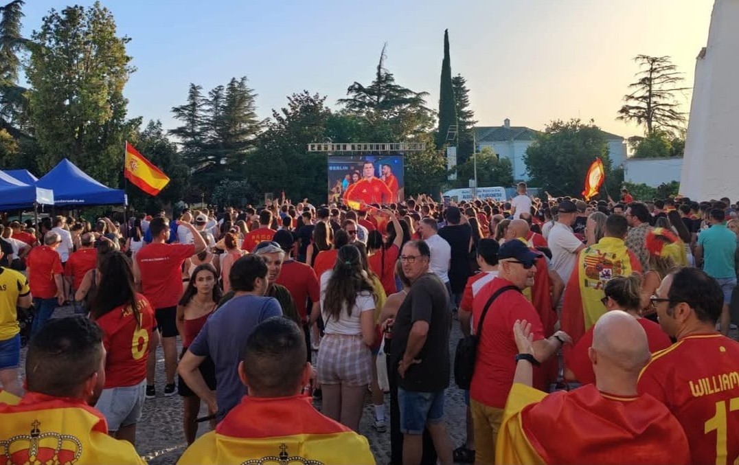 La pantalla se volverá a situar en la plaza Teniente Arce este viernes.
