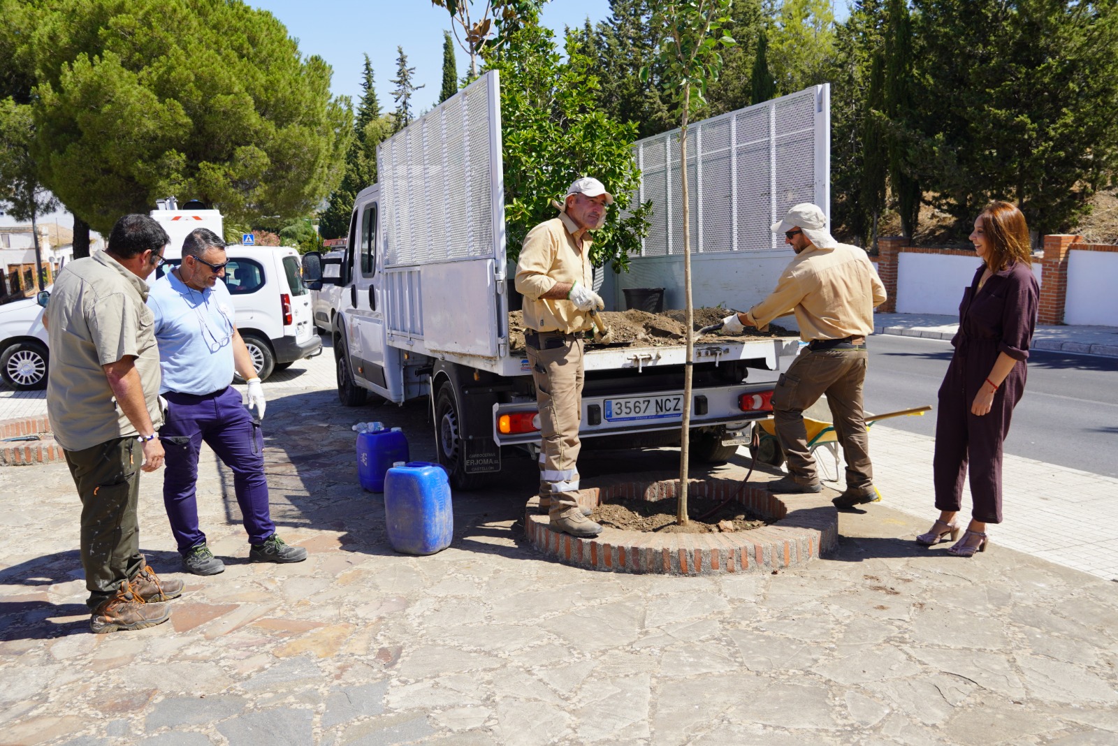 La concejala de Parques y Jardines, Concha Muñoz, visitó la zona.