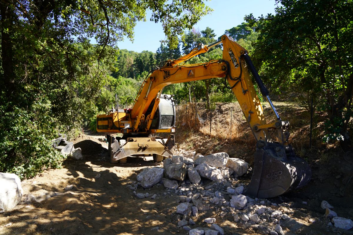 Obras realizadas en el camino 'Charco Esteban'. Foto: José Antonio Gallardo Pérez.