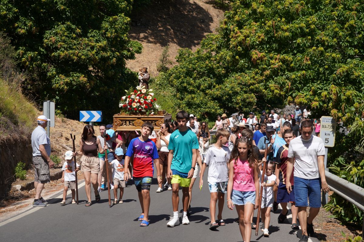 Uno de los momentos de la Romería de Pujerra. Foto: José Antonio Gallardo Pérez.