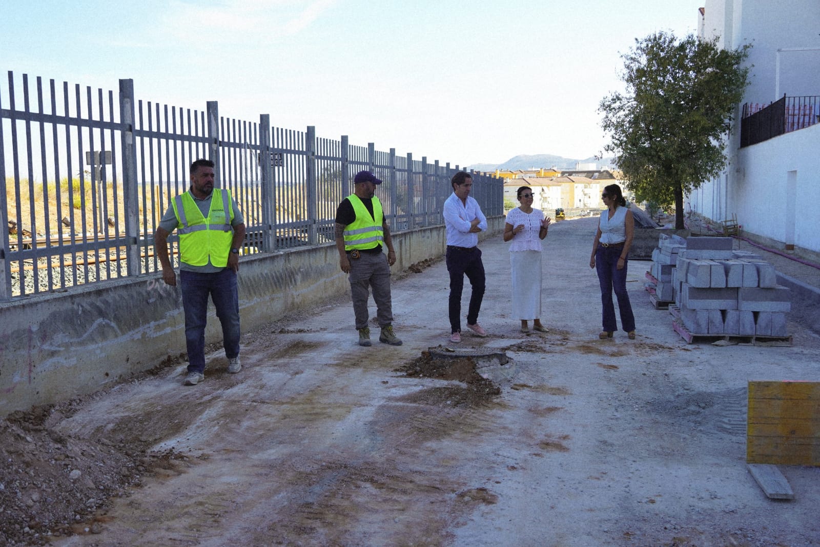 La alcaldesa, Mari Paz Fernández, ha visitado este viernes las obras.