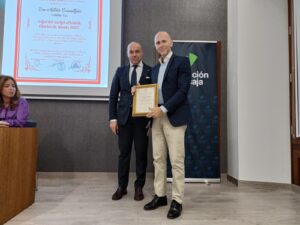Antonio Casamitjana con el presidente de la Agrupación.