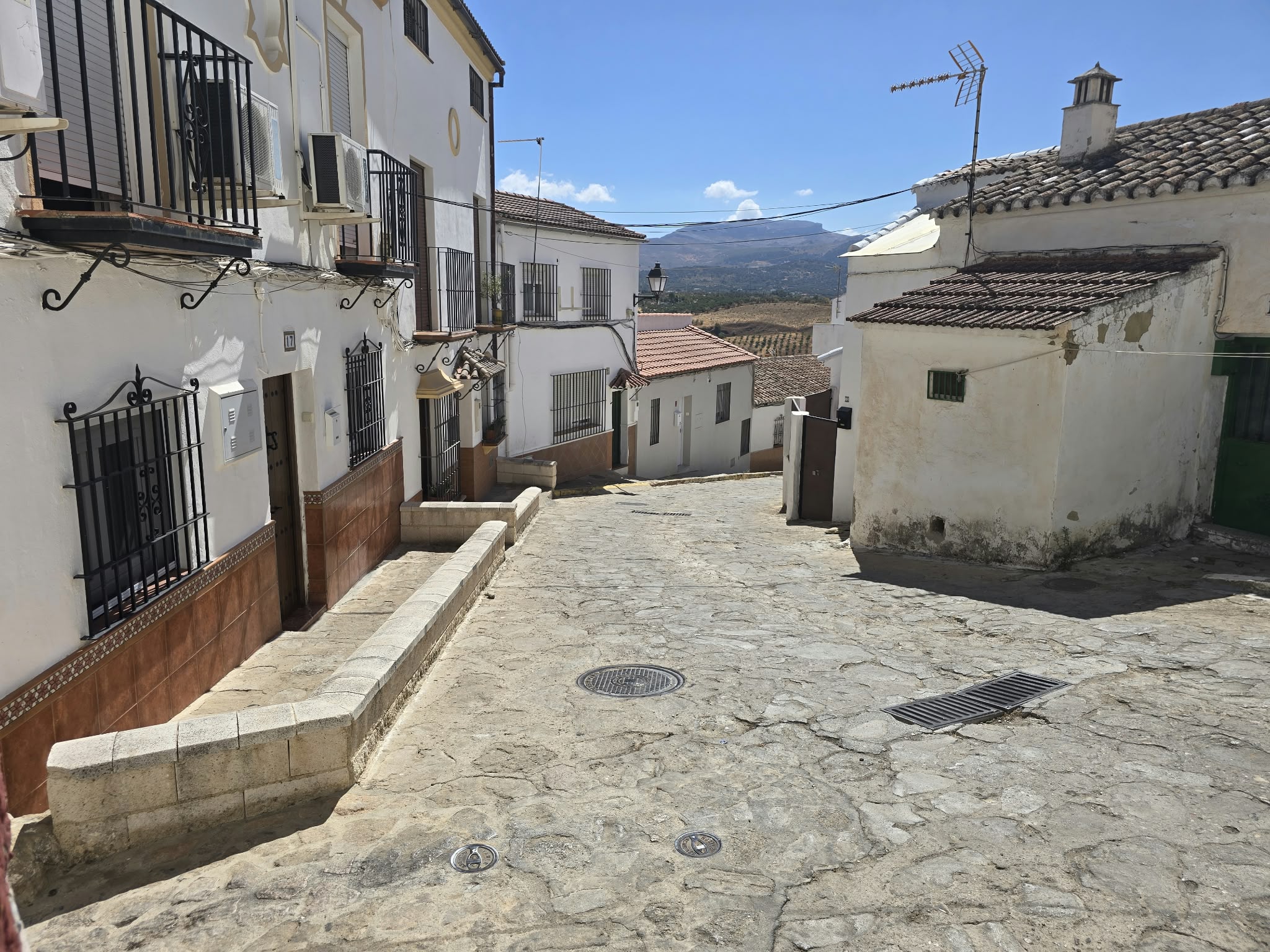 Parte de la calle Tomilla.