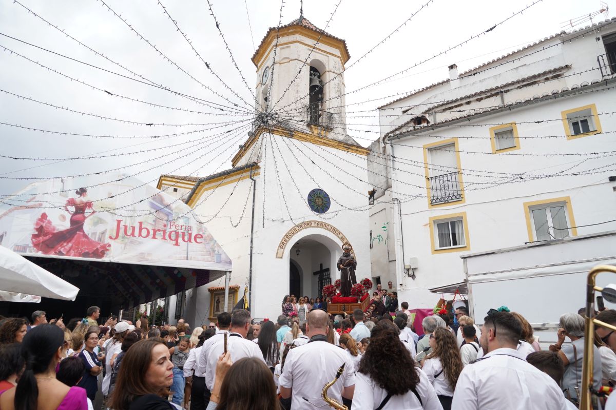 Procesión de San Francisco de Asís.